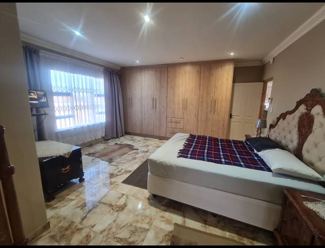 3 BEDROOM HOUSE FOR SALE IN VAALOEWER